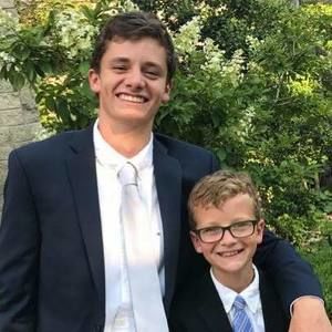 Meet your Posher, Elliott